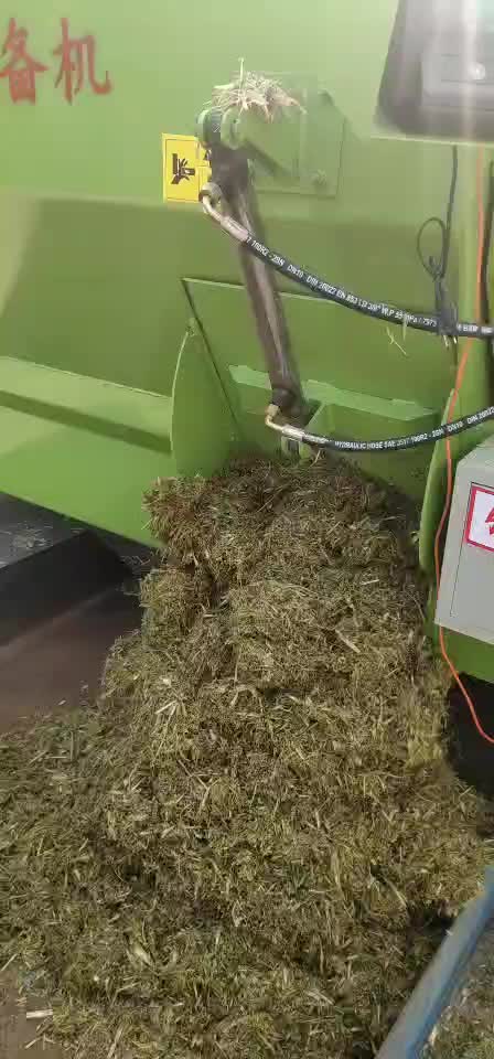 30搅 TMR饲料搅拌机视频 牛羊草料搅拌机 tmr全日粮混合搅拌机