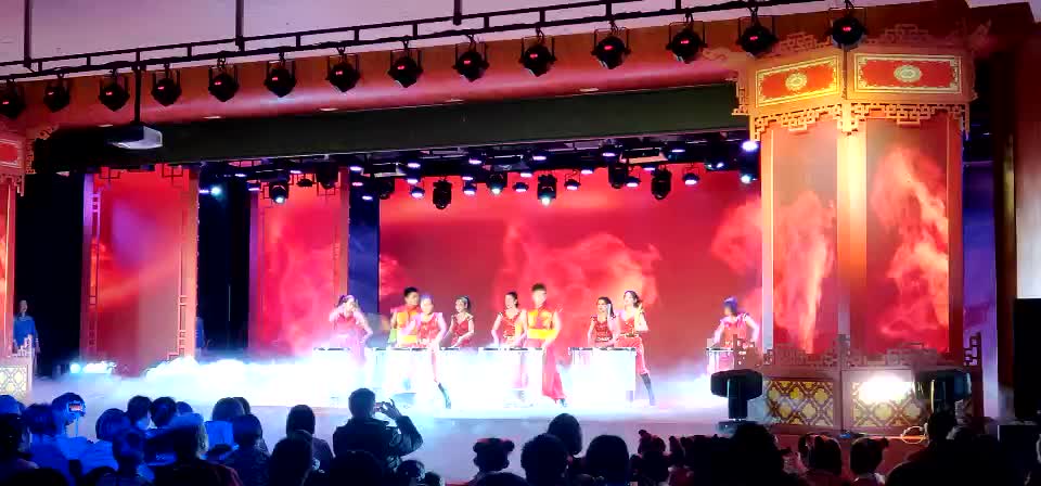 北京打击乐鼓舞表演功夫扇中国功夫水鼓木鼓太极水墨舞表演